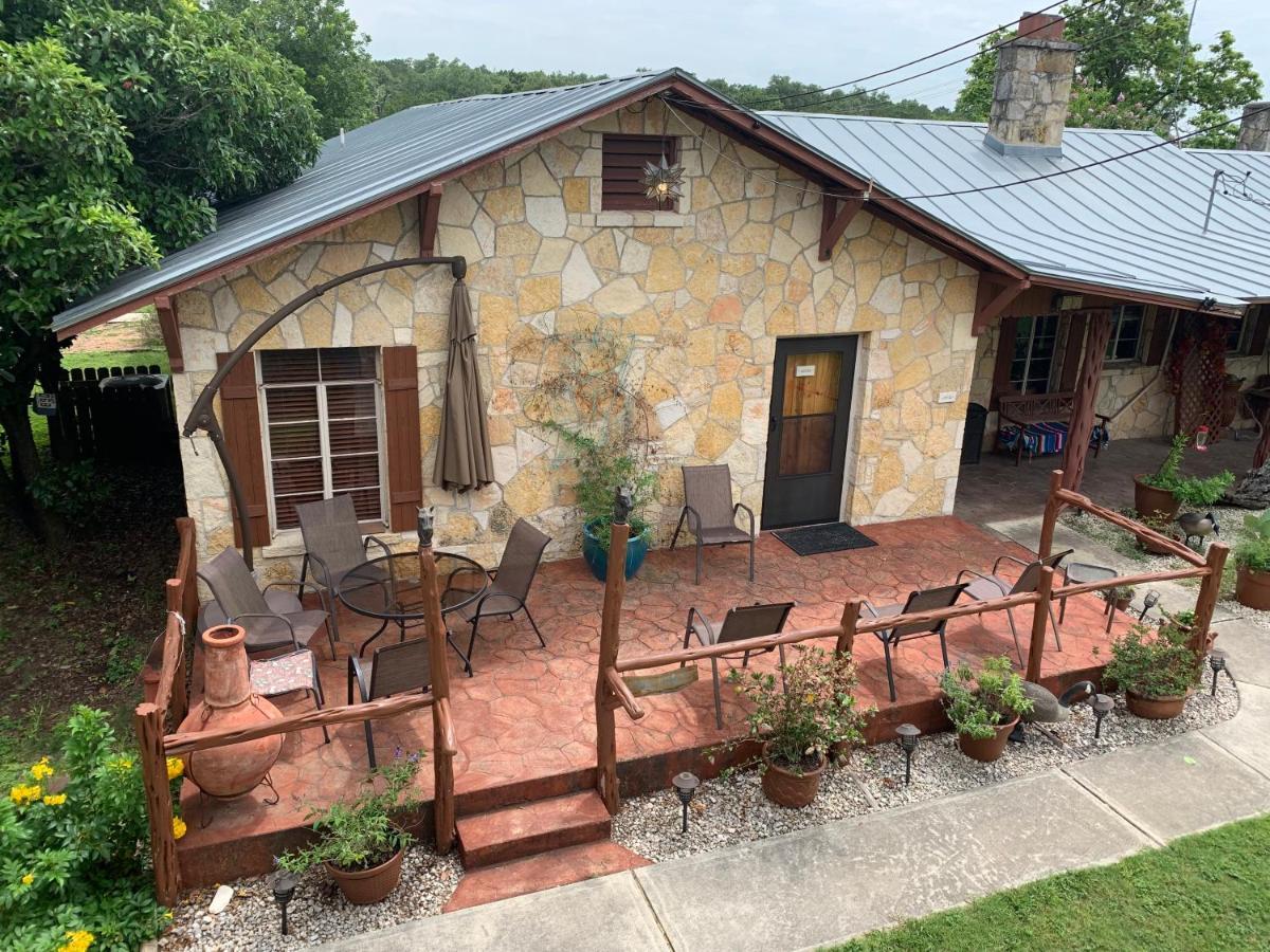 Diamond H Lodge B&B Bandera Exterior foto